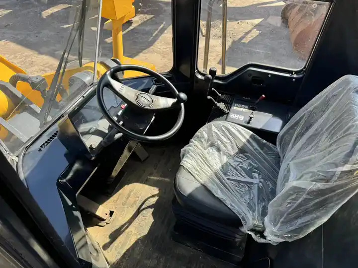 Колёсный погрузчик High Quality Used 7 Ton Heavy Front Loader Komatsu Wa470 Good Price Japan Made Tire Loader: фото 6
