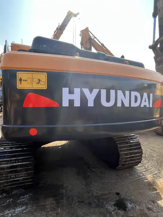 Korean Second Hand Hyundai 215lc-9 Excavator With Cheap Price Hyundai 215lc-9s 215-9c 220lc-9s 220-9s 225lc-9 Excavator - Гусеничный экскаватор: фото 4 Korean Second Hand Hyundai 215lc-9 Excavator With Cheap Price Hyundai 215lc-9s 215-9c 220lc-9s 220-9s 225lc-9 Excavator - Гусеничный экскаватор: фото 4