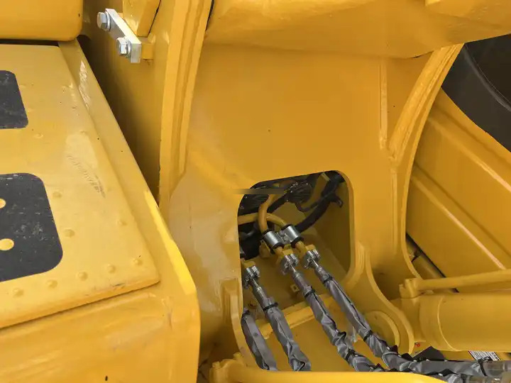 Original Design Pc200-8 Komatsu Used Excavator For Sale In Good Condition Original Paint 20 Ton Low Working Hours Factory Price - Экскаватор: фото 3 Original Design Pc200-8 Komatsu Used Excavator For Sale In Good Condition Original Paint 20 Ton Low Working Hours Factory Price - Экскаватор: фото 3