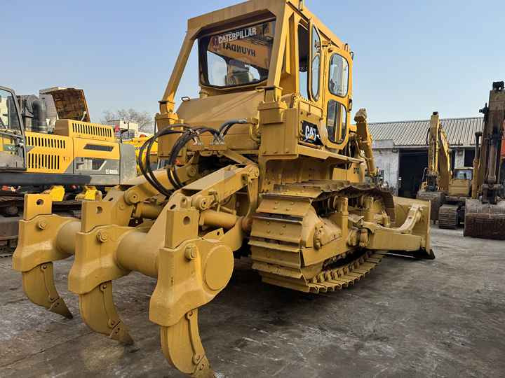 Original Japan Imported Caterpillar D7R Bulldozer Japan Original Cat D7G D7R D9n D8r Used Bulldozers - Бульдозер: фото 4 Original Japan Imported Caterpillar D7R Bulldozer Japan Original Cat D7G D7R D9n D8r Used Bulldozers - Бульдозер: фото 4