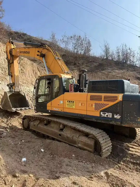 Original Used Equipment Heavy Duty 50 Ton Hyundai 520 Good Quality High Quality Hyundai 520vs Excavator In Shanghai - Гусеничный экскаватор: фото 4 Original Used Equipment Heavy Duty 50 Ton Hyundai 520 Good Quality High Quality Hyundai 520vs Excavator In Shanghai - Гусеничный экскаватор: фото 4