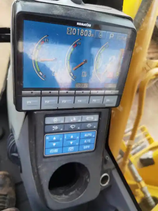 Pc200-8 Used Excavator Good Condition Komatsu Original Japan Cheap Used Pc200-8n1 Excavators - Экскаватор: фото 4 Pc200-8 Used Excavator Good Condition Komatsu Original Japan Cheap Used Pc200-8n1 Excavators - Экскаватор: фото 4