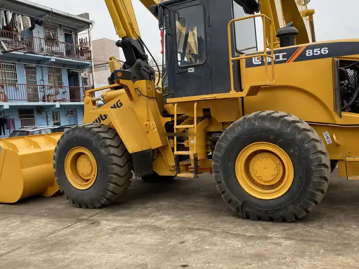 Second hand LiuGong wheel loader LG856 ,good condition chinese loader 856 wheel loader ,Liu gong Wheel Loader 856 Earth-moving - Колёсный погрузчик: фото 3 Second hand LiuGong wheel loader LG856 ,good condition chinese loader 856 wheel loader ,Liu gong Wheel Loader 856 Earth-moving - Колёсный погрузчик: фото 3
