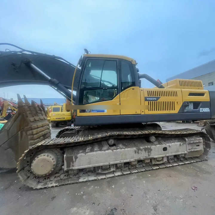 Second hand Volvo excavator in good condition for sale - Гусеничный экскаватор: фото 1 Second hand Volvo excavator in good condition for sale - Гусеничный экскаватор: фото 1