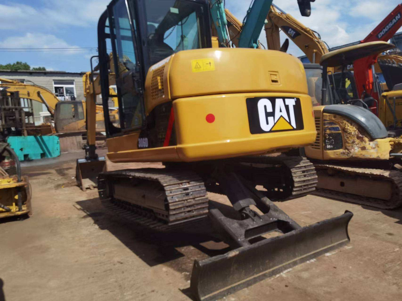 Used CAT 306D 306E 306E2 305.5 305 307 MINI EXCAVATOR - Гусеничный экскаватор: фото 5 Used CAT 306D 306E 306E2 305.5 305 307 MINI EXCAVATOR - Гусеничный экскаватор: фото 5
