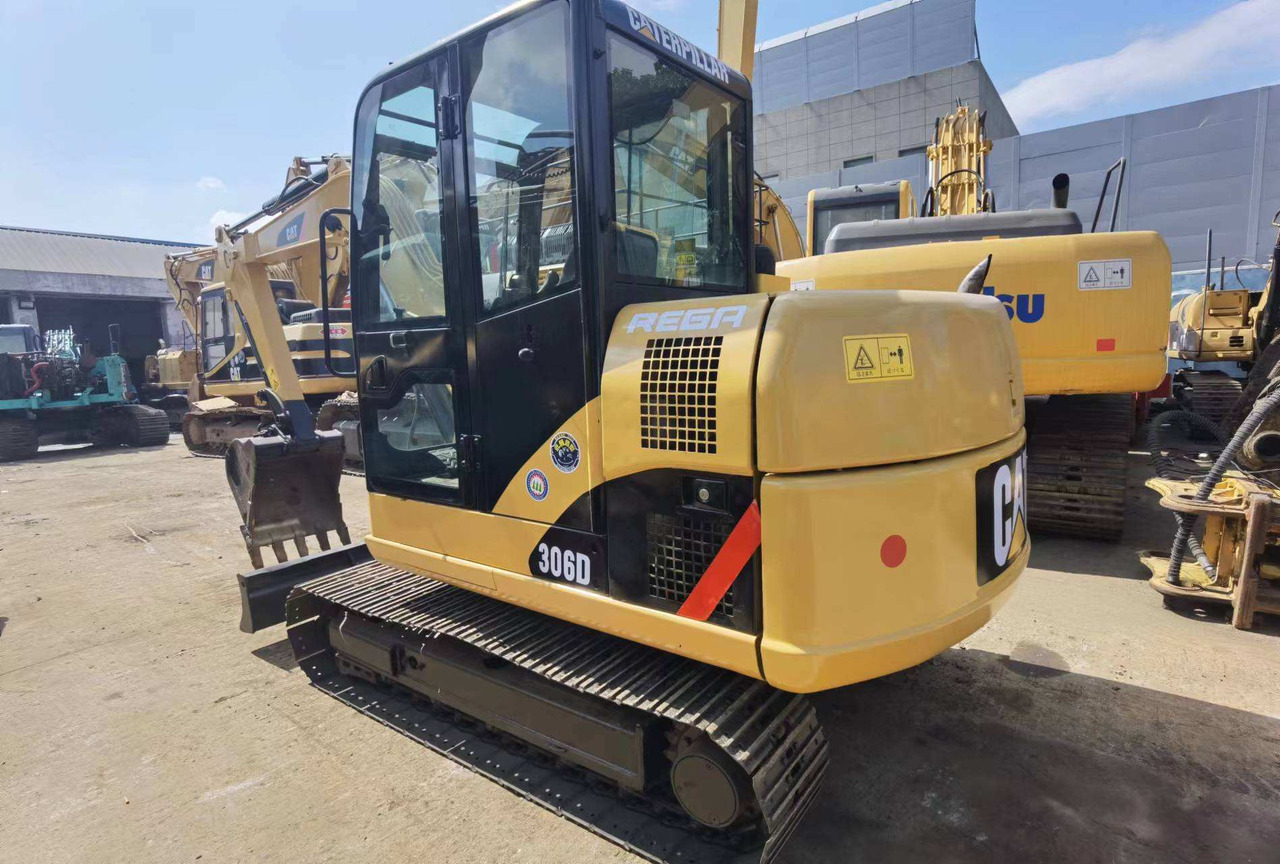 Used CAT 306D 306E 306E2 305.5 305 307 MINI EXCAVATOR - Гусеничный экскаватор: фото 4 Used CAT 306D 306E 306E2 305.5 305 307 MINI EXCAVATOR - Гусеничный экскаватор: фото 4