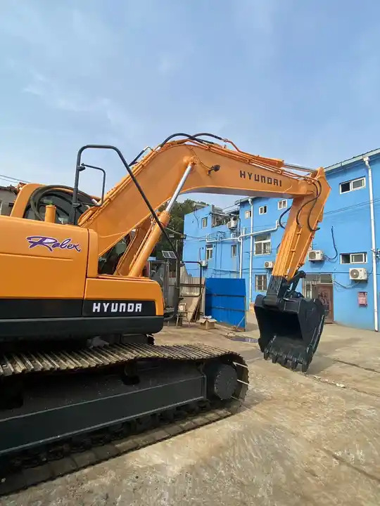 Used Hyundai 225 excavator second hand Korea Hyundai excavator Excavadoras de segunda mano - Экскаватор: фото 2 Used Hyundai 225 excavator second hand Korea Hyundai excavator Excavadoras de segunda mano - Экскаватор: фото 2