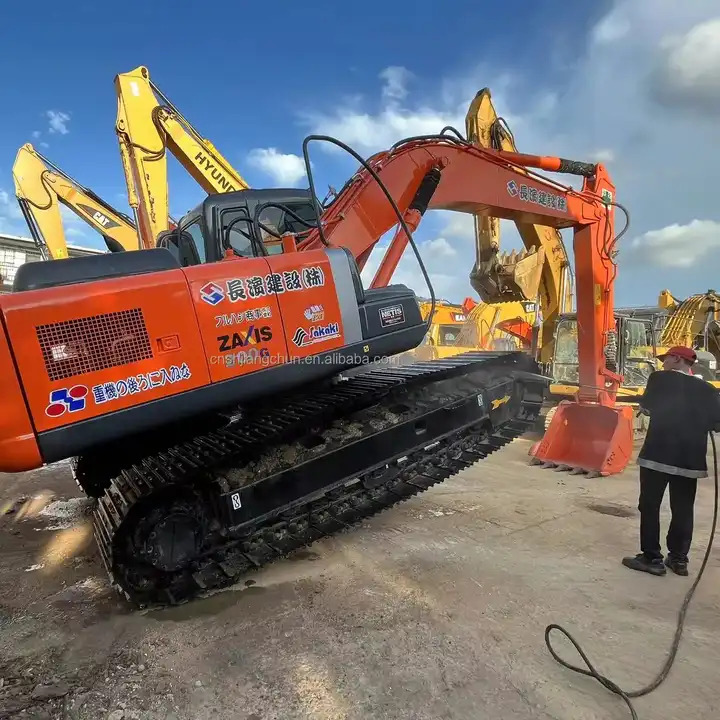Used Japan Original Hitachi Excavator ZX200 ZX200-3G/ Second Hand 20 ton Excavator in stock for sale - Гусеничный экскаватор: фото 1 Used Japan Original Hitachi Excavator ZX200 ZX200-3G/ Second Hand 20 ton Excavator in stock for sale - Гусеничный экскаватор: фото 1