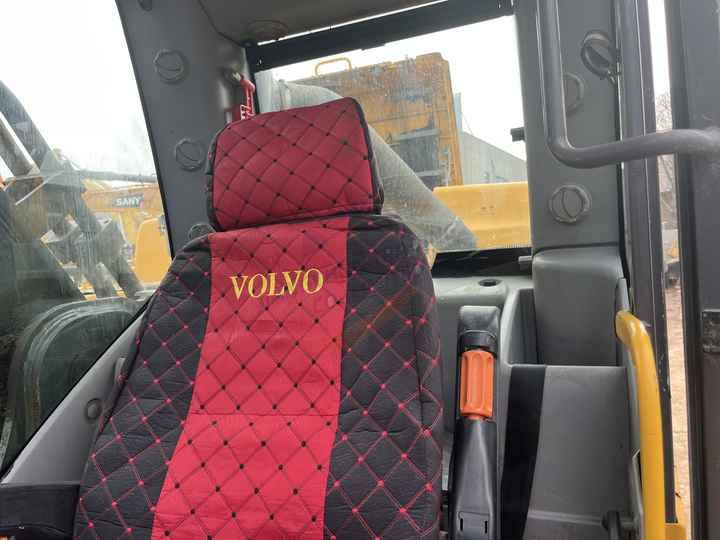 Used Volvo EC480 Excavator 48 Ton Original Heavy Duty Equipment Digger Secondhand Crawler Hydraulic Excavator Volvo EC480DL - Гусеничный экскаватор: фото 4 Used Volvo EC480 Excavator 48 Ton Original Heavy Duty Equipment Digger Secondhand Crawler Hydraulic Excavator Volvo EC480DL - Гусеничный экскаватор: фото 4