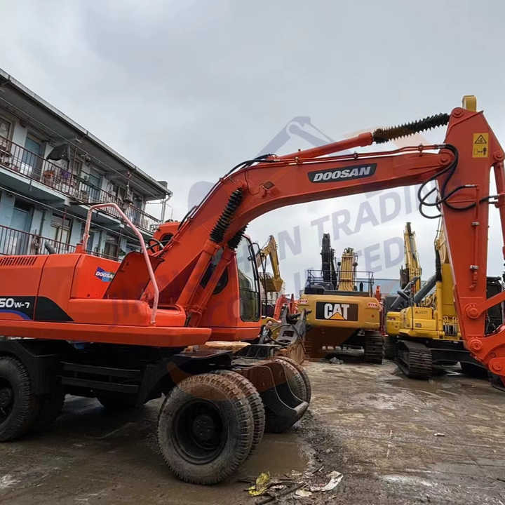 Used excavator doosan dh150 excavators machinery doosan dx60 dx80 dx75 dx225 Good Condition Low price - Гусеничный экскаватор: фото 1 Used excavator doosan dh150 excavators machinery doosan dx60 dx80 dx75 dx225 Good Condition Low price - Гусеничный экскаватор: фото 1