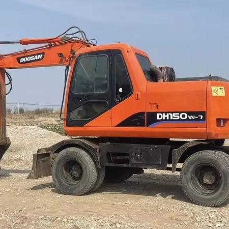 Wheel Digging Crawler Excavator Used Doosan150W Dh150W Dh150W-7 / Second-Hand Korea Engine Doosan Dh 150 150W-7 Doosan150 - Колёсный экскаватор: фото 1 Wheel Digging Crawler Excavator Used Doosan150W Dh150W Dh150W-7 / Second-Hand Korea Engine Doosan Dh 150 150W-7 Doosan150 - Колёсный экскаватор: фото 1