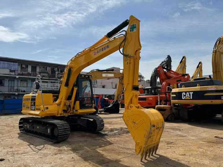 Nice porfmance Japanese Hot Selling Good Condition Used Excavator Komatsu PC130 Cheap Price PC210 PC220-8 pc120 pc130 - Гусеничный экскаватор: фото 3 Nice porfmance Japanese Hot Selling Good Condition Used Excavator Komatsu PC130 Cheap Price PC210 PC220-8 pc120 pc130 - Гусеничный экскаватор: фото 3