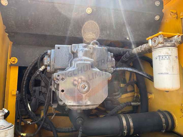 Nice porfmance Japanese Hot Selling Good Condition Used Excavator Komatsu PC200 Cheap Price PC210 PC220-8 - Гусеничный экскаватор: фото 4 Nice porfmance Japanese Hot Selling Good Condition Used Excavator Komatsu PC200 Cheap Price PC210 PC220-8 - Гусеничный экскаватор: фото 4