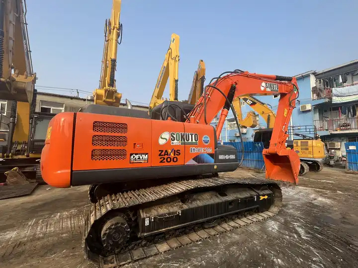 Original Japan cheap used hitachi zaxis 200 zx200-3g crawler excavator Weight 20 ton Construction on Sale - Гусеничный экскаватор: фото 3 Original Japan cheap used hitachi zaxis 200 zx200-3g crawler excavator Weight 20 ton Construction on Sale - Гусеничный экскаватор: фото 3