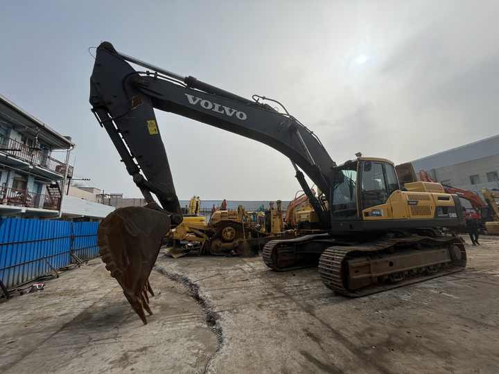 Used Volvo excavator EC 480DL in good condition for sale - Гусеничный экскаватор: фото 4 Used Volvo excavator EC 480DL in good condition for sale - Гусеничный экскаватор: фото 4