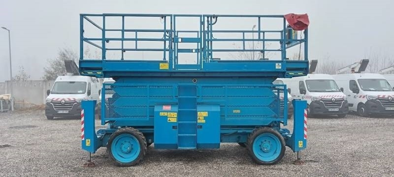 Genie GS5390 - 18m - 4x4 - Diesel - Ножничный подъемник: фото 4 Genie GS5390 - 18m - 4x4 - Diesel - Ножничный подъемник: фото 4