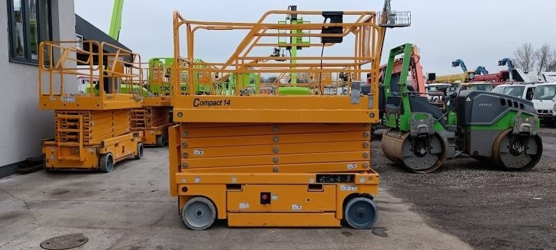 Haulotte Compact 14 - 14 m, electric - Ножничный подъемник: фото 4 Haulotte Compact 14 - 14 m, electric - Ножничный подъемник: фото 4