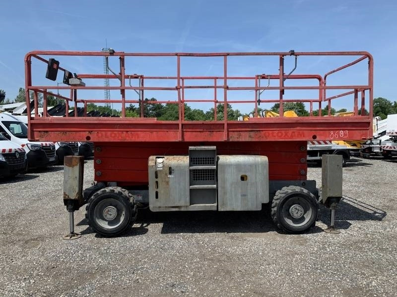 Haulotte H15SXL - 15m, 4x4, diesel - Ножничный подъемник: фото 5 Haulotte H15SXL - 15m, 4x4, diesel - Ножничный подъемник: фото 5