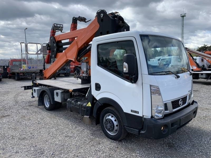 Nissan Cabstar Benelli BA22 - 22 m - Грузовик с подъемником: фото 1 Nissan Cabstar Benelli BA22 - 22 m - Грузовик с подъемником: фото 1
