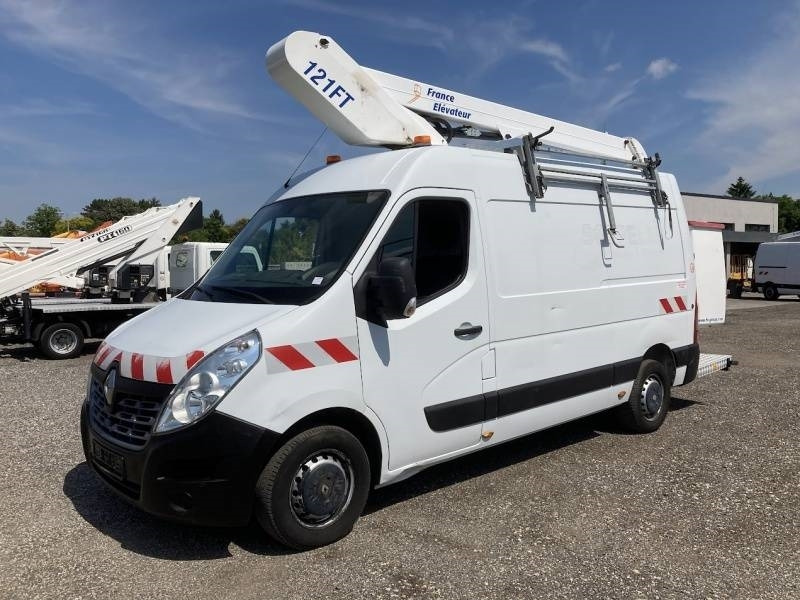 Renault Master France Elevateur 121FT - 12,5 m - 120kg - Грузовик с подъемником: фото 2 Renault Master France Elevateur 121FT - 12,5 m - 120kg - Грузовик с подъемником: фото 2