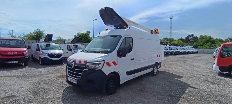 Renault Master Klubb K32 - 12,5 m, 120 kg - Грузовик с подъемником: фото 2 Renault Master Klubb K32 - 12,5 m, 120 kg - Грузовик с подъемником: фото 2