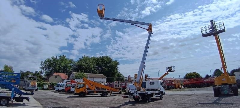 Грузовик с подъемником Renault Maxity Multitel MX200 - 20 m: фото 10