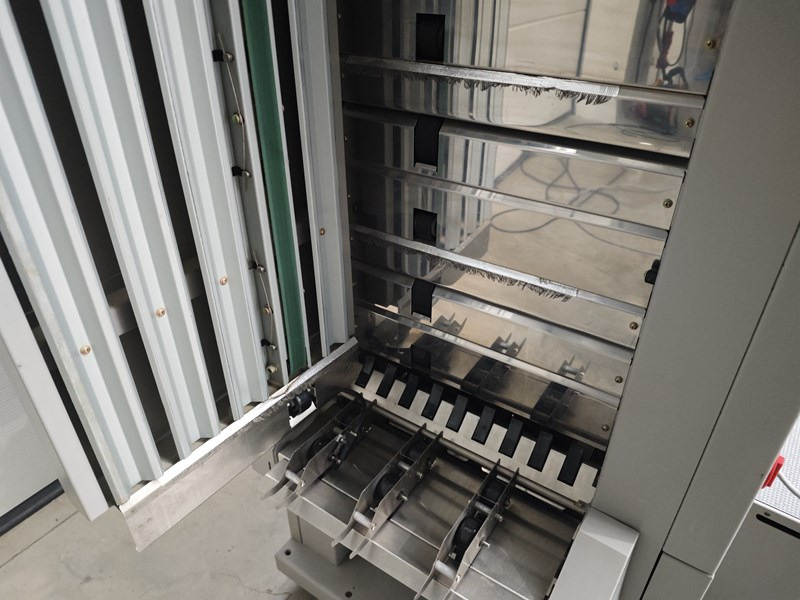 Horizon VAC-60Hc | 2004 | 3 Mio - Печатное оборудование: фото 2 Horizon VAC-60Hc | 2004 | 3 Mio - Печатное оборудование: фото 2