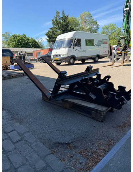Saes PF-FEM2-110-CW10 palletforks / Palletgabeln / - Вилы для Строительной техники: фото 4 Saes PF-FEM2-110-CW10 palletforks / Palletgabeln / - Вилы для Строительной техники: фото 4