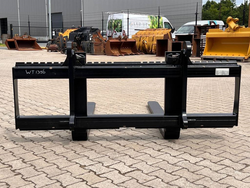 Volvo Palletforks 8 ton Volvo L60/ L70/ L90/ L110 - Вилы для Строительной техники: фото 4 Volvo Palletforks 8 ton Volvo L60/ L70/ L90/ L110 - Вилы для Строительной техники: фото 4