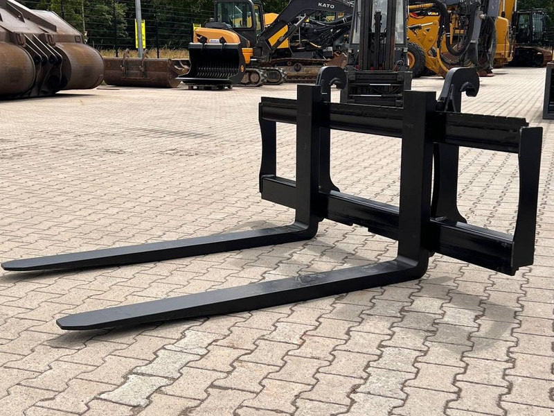 Volvo Palletforks 8 tons loader - Вилы для Строительной техники: фото 2 Volvo Palletforks 8 tons loader - Вилы для Строительной техники: фото 2