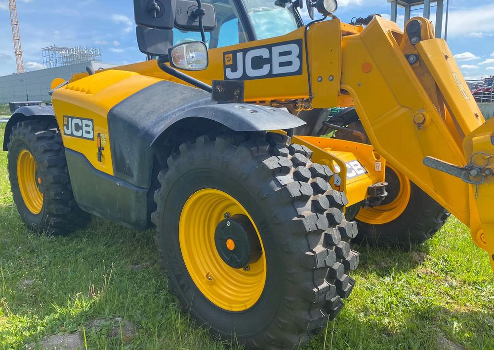 JCB 541-70 Agri Plus - Телескопический погрузчик: фото 4 JCB 541-70 Agri Plus - Телескопический погрузчик: фото 4