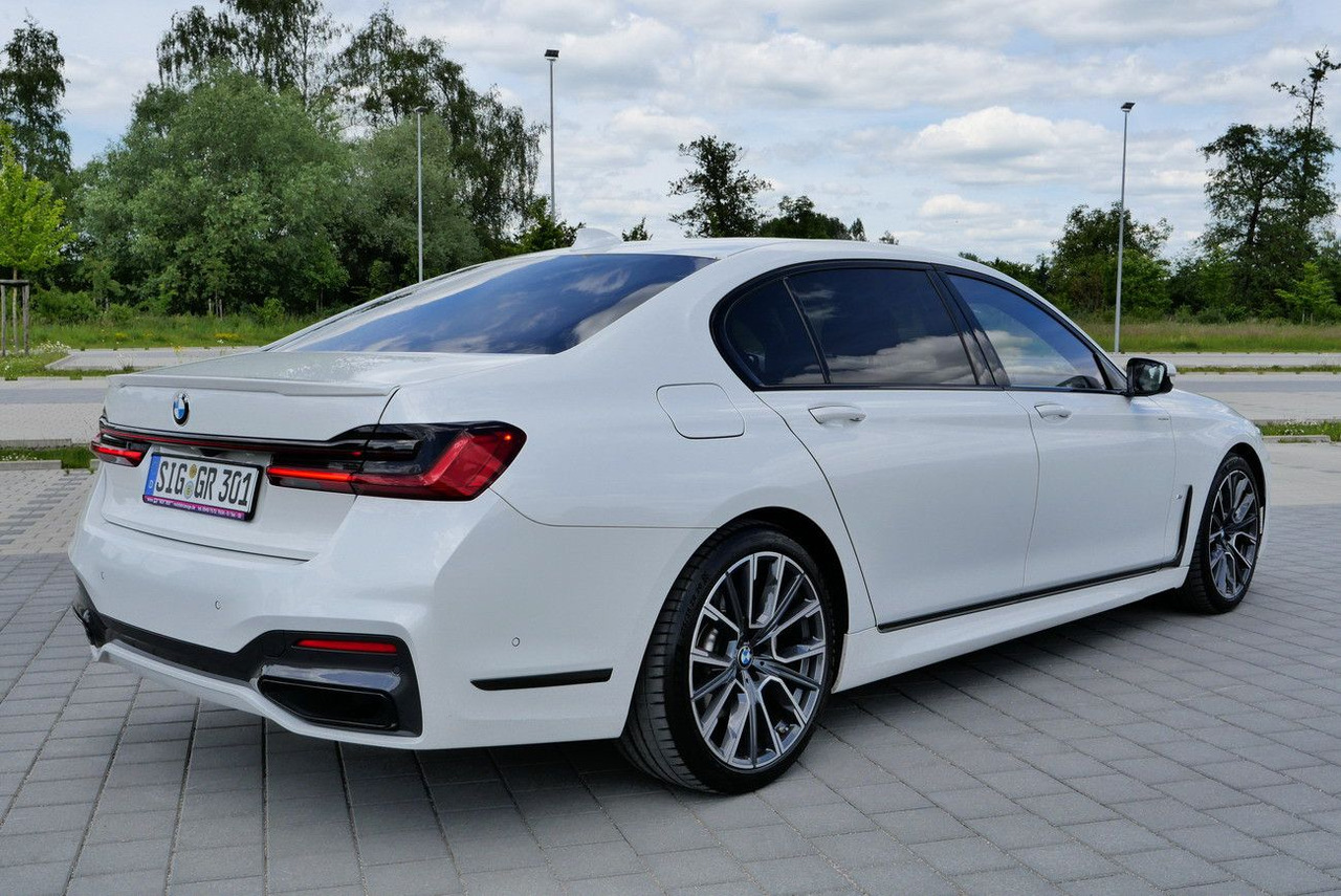 BMW 730Ld XDRIVE /VOLL/REAR ENTERT. /LANGSTRECKE 48V - Седан: фото 4 BMW 730Ld XDRIVE /VOLL/REAR ENTERT. /LANGSTRECKE 48V - Седан: фото 4