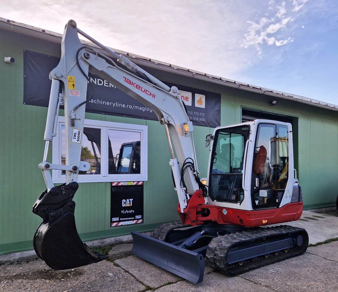 TAKEUCHI TB250 - Мини-экскаватор: фото 1 TAKEUCHI TB250 - Мини-экскаватор: фото 1