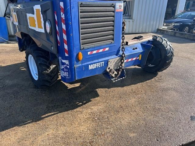 MOFFET M8-25.4 3X3X3 M8-25.4 MULTIDIRECTIONNEL - Мобильный вилочный погрузчик: фото 5 MOFFET M8-25.4 3X3X3 M8-25.4 MULTIDIRECTIONNEL - Мобильный вилочный погрузчик: фото 5