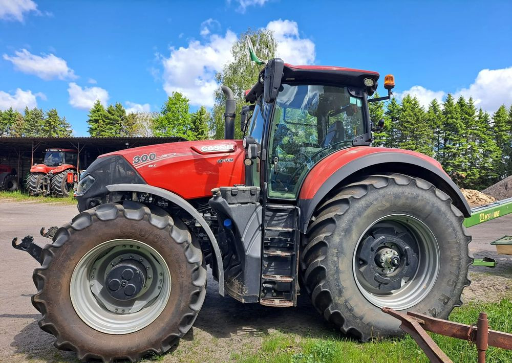 Case IH Optum 300 - Трактор: фото 4 Case IH Optum 300 - Трактор: фото 4