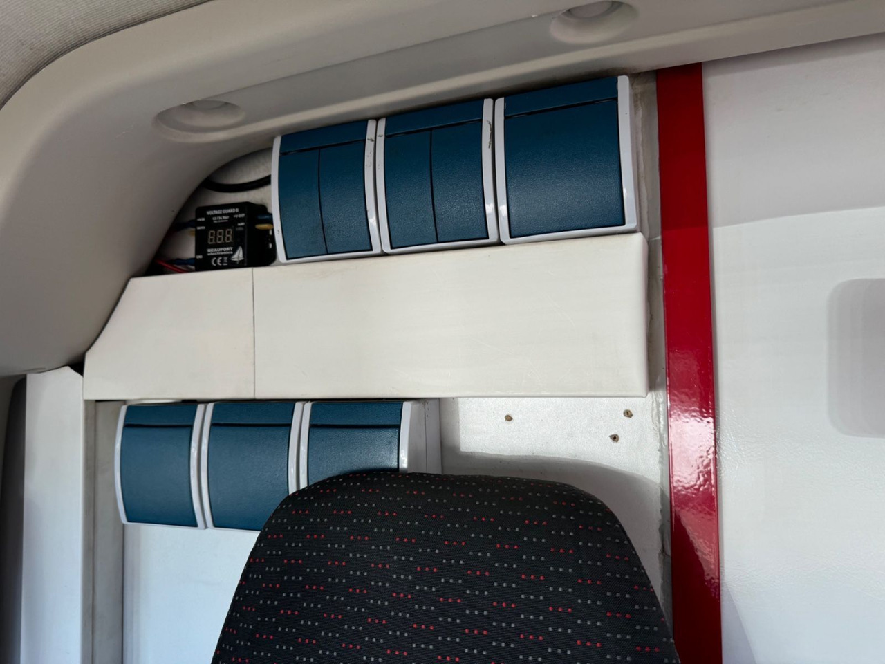 Торговый грузовик Citroën Jumper Grossraumkasten 33 L2H2 Business BlueHDi: фото 12