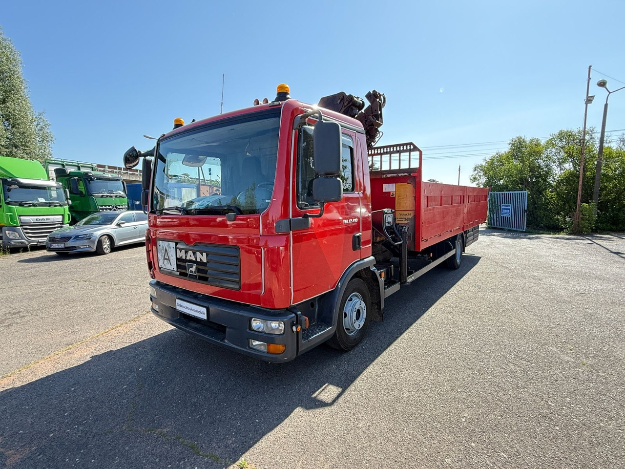 MAN TGL 12.210 mit Kran - Грузовик бортовой/ Платформа, Автоманипулятор: фото 3 MAN TGL 12.210 mit Kran - Грузовик бортовой/ Платформа, Автоманипулятор: фото 3