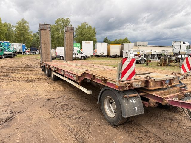 Müller-Mitteltal T 3 PROFI 30,0 - Низкорамный прицеп: фото 1 Müller-Mitteltal T 3 PROFI 30,0 - Низкорамный прицеп: фото 1