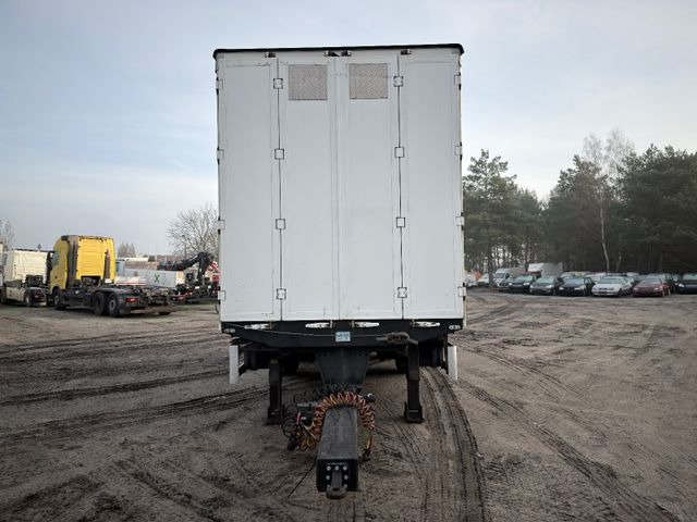 RUFA ZTC 19-21 - Тентованный прицеп: фото 4 RUFA ZTC 19-21 - Тентованный прицеп: фото 4