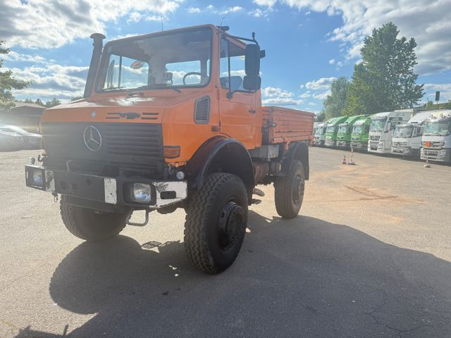 Unimog 2100 4x4 - Грузовик бортовой/ Платформа: фото 3 Unimog 2100 4x4 - Грузовик бортовой/ Платформа: фото 3
