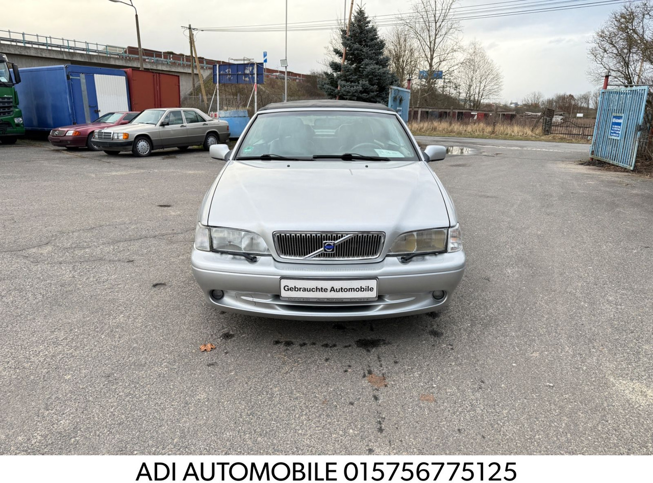 Volvo C70 Cabriolet 2.0 T Benzin / Flüssiggas - Легковой автомобиль: фото 1 Volvo C70 Cabriolet 2.0 T Benzin / Flüssiggas - Легковой автомобиль: фото 1