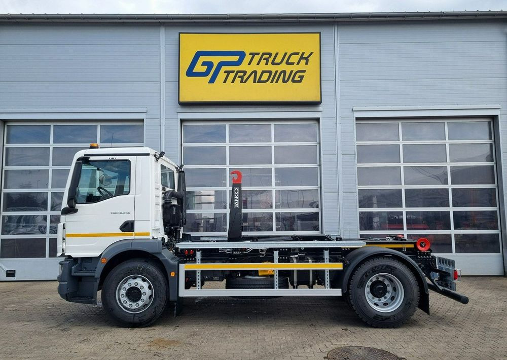 MAN TGM 18 250 - Мусоровоз: фото 1 MAN TGM 18 250 - Мусоровоз: фото 1