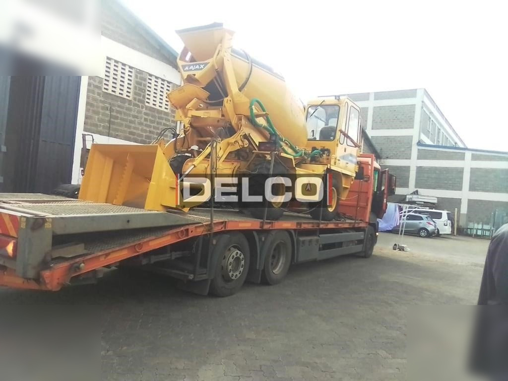 AJAX ARGO 4000 - Автобетоносмеситель: фото 4 AJAX ARGO 4000 - Автобетоносмеситель: фото 4
