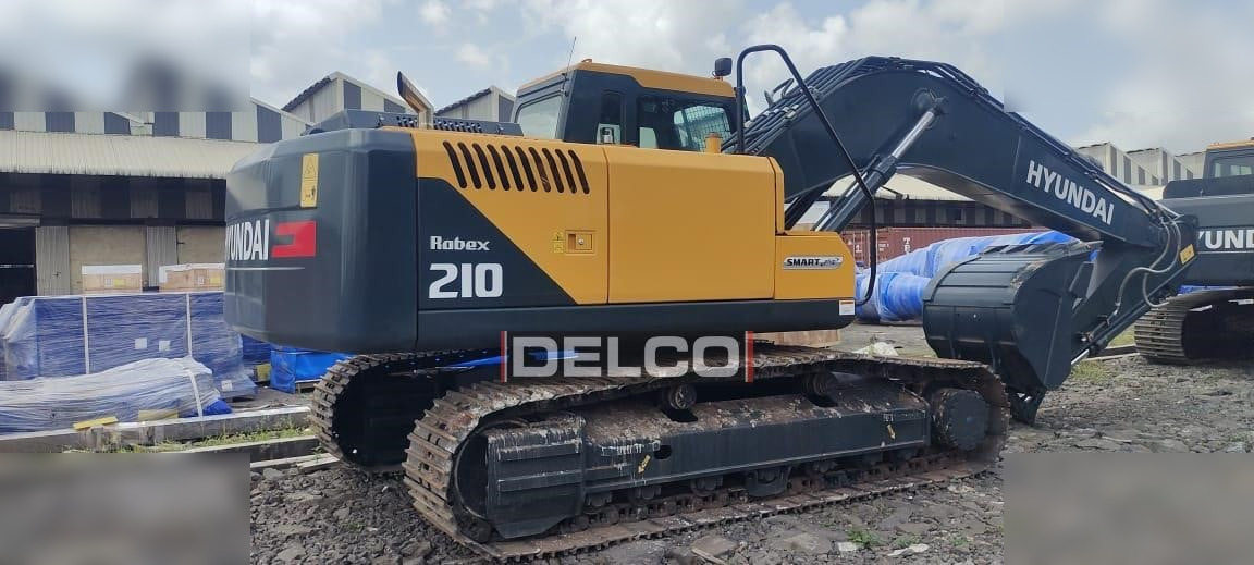 HYUNDAI ROBEX 210 - Гусеничный экскаватор: фото 1 HYUNDAI ROBEX 210 - Гусеничный экскаватор: фото 1