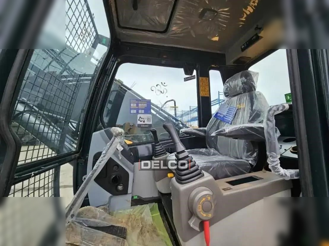 Новый Гусеничный экскаватор HYUNDAI ROBEX 215L SMART: фото 16