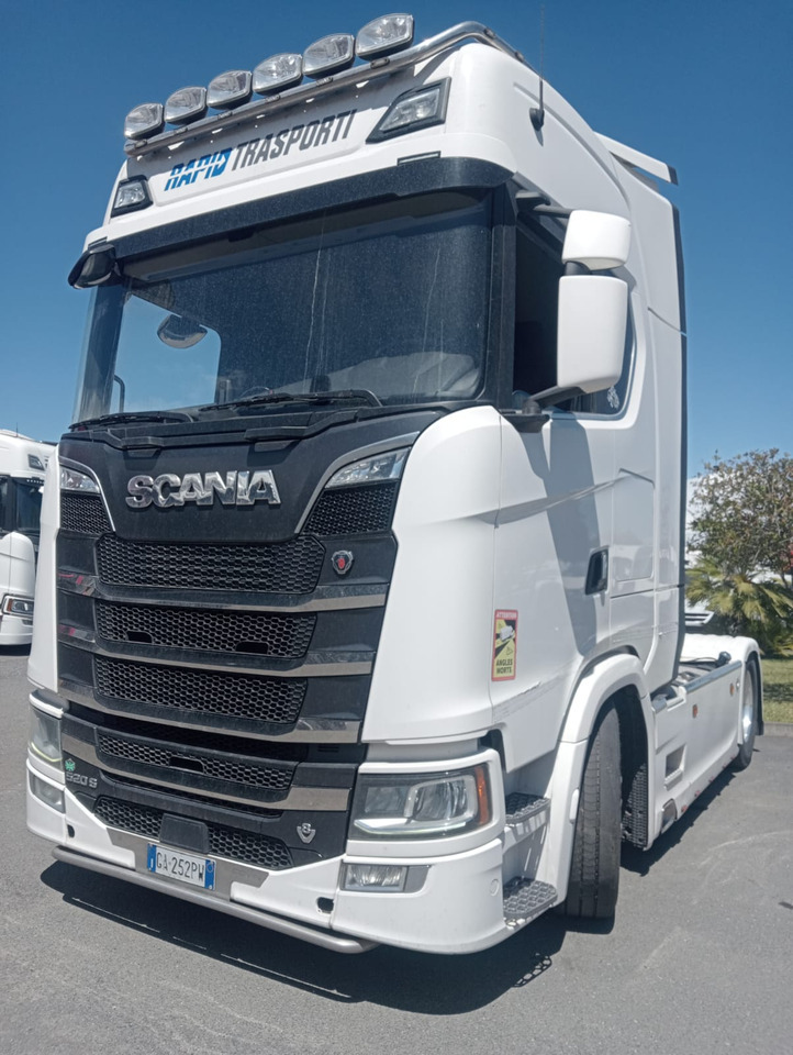 SCANIA S520 A4X2NB - Тягач: фото 1 SCANIA S520 A4X2NB - Тягач: фото 1
