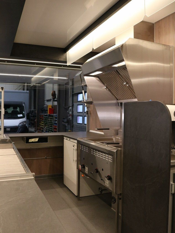 Esselmann Imbiss Foodtrailer Verkaufsanhänger - Торговый прицеп: фото 5 Esselmann Imbiss Foodtrailer Verkaufsanhänger - Торговый прицеп: фото 5