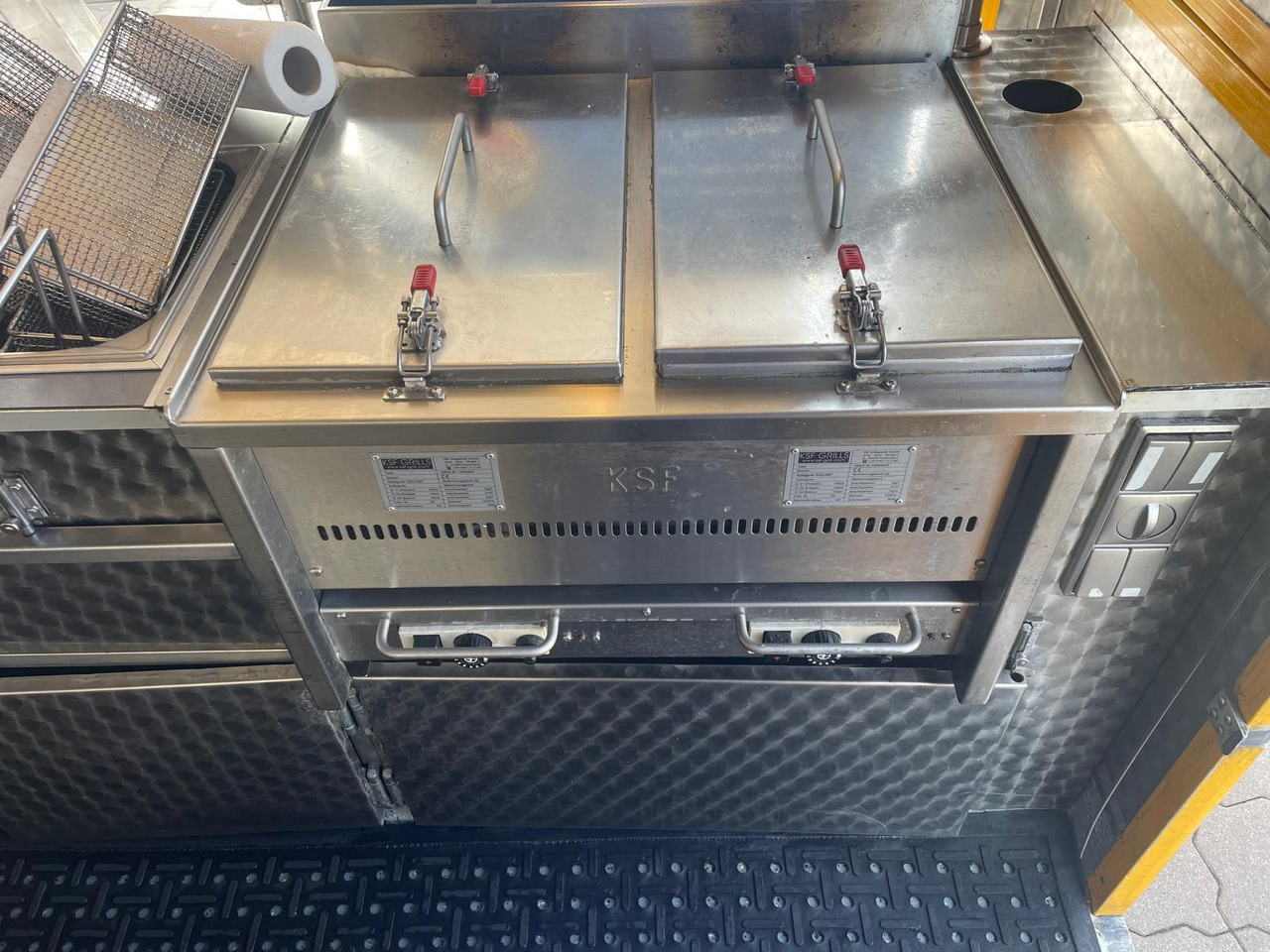 Fiat Hähnchengrill mobil Foodtruck в лизинг Fiat Hähnchengrill mobil Foodtruck: фото 6 Fiat Hähnchengrill mobil Foodtruck в лизинг Fiat Hähnchengrill mobil Foodtruck: фото 6