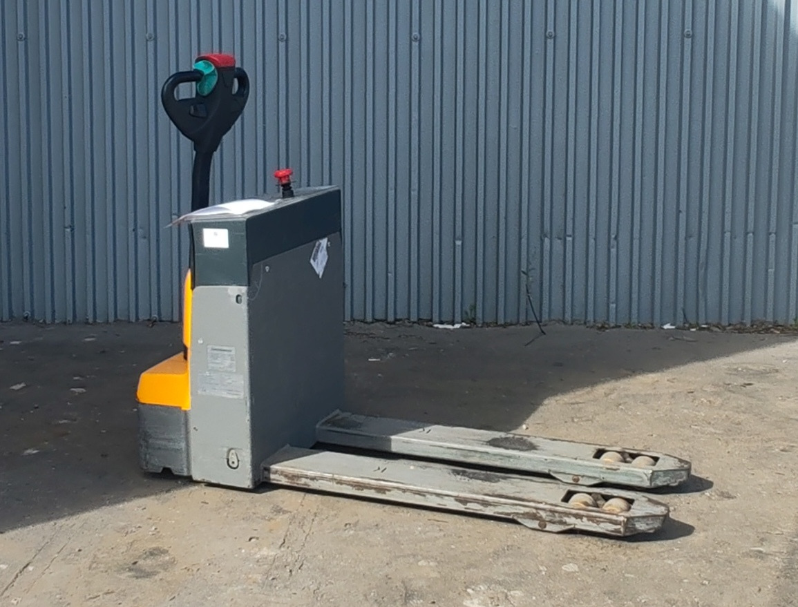 Jungheinrich EJE M13 Li-Ion - Тележка: фото 1 Jungheinrich EJE M13 Li-Ion - Тележка: фото 1