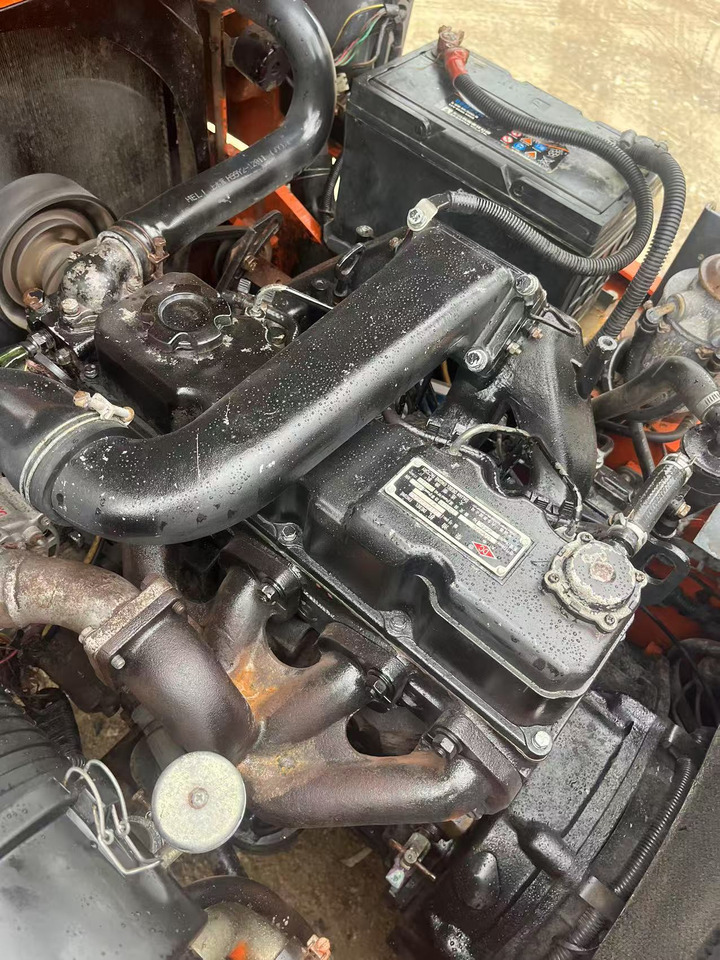 Heli - Ножничный подъемник: фото 2 Heli - Ножничный подъемник: фото 2